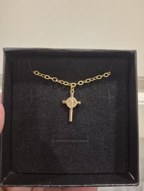 The Virgin Mary Gold Bracelet